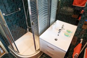 Dusche im ersten Stock