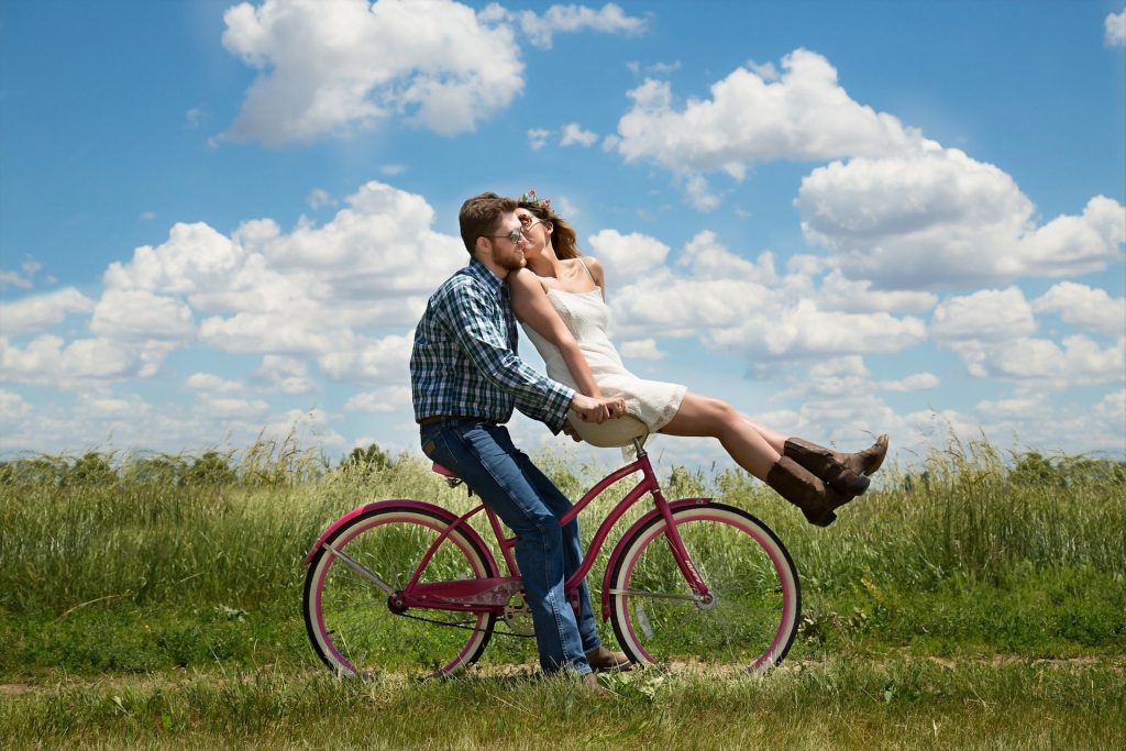 Auf dem Fahrrad die landschaft in Polen erkunden